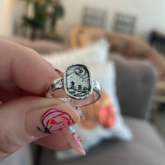 Silver Forest Scene Ring - Picture 8 of 8